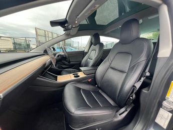 Tesla Model 3 (Dual Motor) Long Range Auto 4WDE 4dr