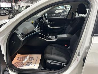 BMW 3 Series 2.0 330e 12kWh SE Pro Auto Euro 6 (s/s) 4dr