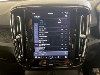 Volvo XC40 Recharge 69kWh Plus Auto 5dr