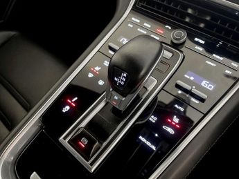 Porsche Panamera 2.9 V6 E-Hybrid 14kWh 4 Saloon PDK 4WD Euro 6 (s/s) 5dr