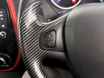 Renault Captur 1.2 TCe ENERGY Signature Nav Auto Euro 6 (s/s) 5dr