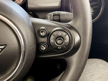 MINI Convertible 1.5 Cooper Classic Euro 6 (s/s) 2dr