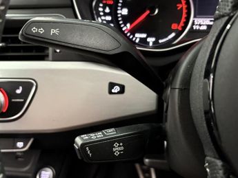 Audi A4 Avant 2.0 TFSI 40 S line S Tronic Euro 6 (s/s) 5dr