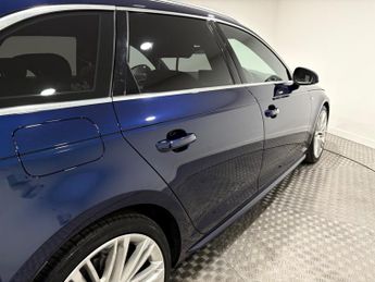 Audi A4 Avant 2.0 TFSI 40 S line S Tronic Euro 6 (s/s) 5dr