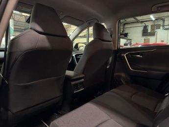Toyota RAV4 2.5 VVT-h Icon CVT Euro 6 (s/s) 5dr