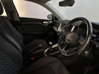 Audi A1 1.0 TFSI 30 Citycarver Euro 6 (s/s) 5dr