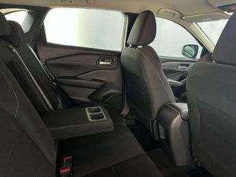 Nissan Qashqai 1.3 DIG-T MHEV Acenta Premium XTRON Euro 6 (s/s) 5dr