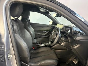 Peugeot E-2008 50kWh GT Auto 5dr (7kW Charger)