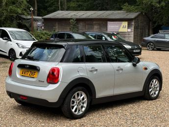MINI Hatch 1.5 Cooper Auto Euro 6 (s/s) 5dr