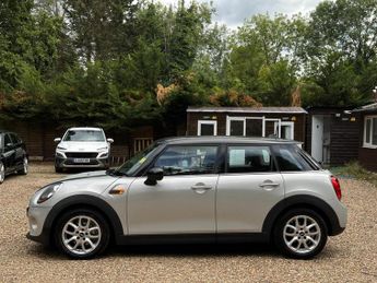 MINI Hatch 1.5 Cooper Auto Euro 6 (s/s) 5dr