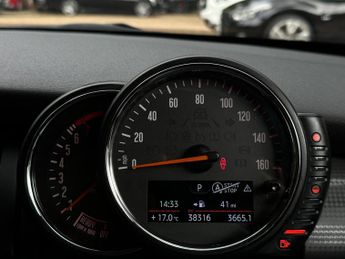 MINI Hatch 1.5 Cooper Auto Euro 6 (s/s) 5dr