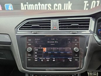 Volkswagen Tiguan 1.5 TSI EVO R-Line Tech DSG Euro 6 (s/s) 5dr