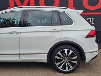 Volkswagen Tiguan 1.5 TSI EVO R-Line Tech DSG Euro 6 (s/s) 5dr