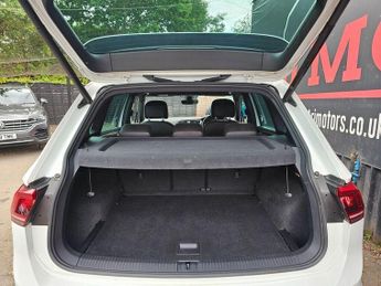 Volkswagen Tiguan 1.5 TSI EVO R-Line Tech DSG Euro 6 (s/s) 5dr