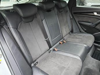 Audi Q5 2.0 TDI 40 Black Edition S Tronic quattro Euro 6 (s/s) 5dr