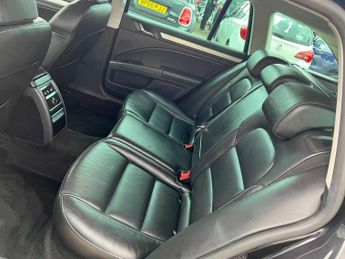 Skoda Superb 2.0 TDI Elegance DSG Euro 5 (s/s) 5dr