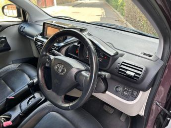 Toyota iQ 1.33 Dual VVT-i 3 Multidrive Euro 5 3dr