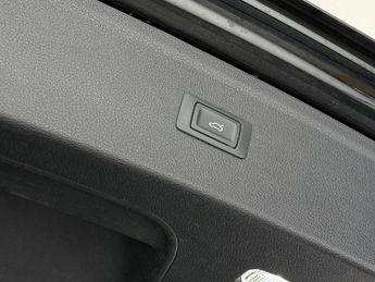 Audi Q5 2.0 TDI 40 S line S Tronic quattro Euro 6 (s/s) 5dr