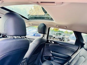 Kia Ceed 1.4 T-GDi First Edition Sportswagon DCT Euro 6 (s/s) 5dr