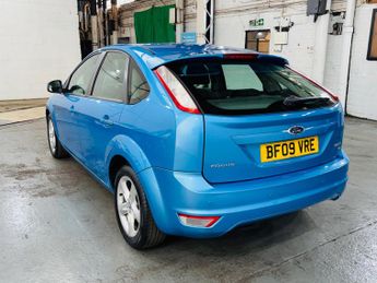 Ford Focus 1.6 Zetec 5dr