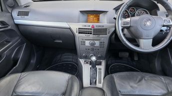 Vauxhall Astra 1.8i 16v Elite 5dr