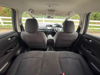 Nissan Leaf 24kWh Acenta Auto 5dr