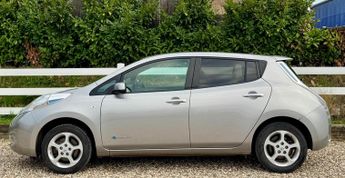 Nissan Leaf 24kWh Acenta Auto 5dr