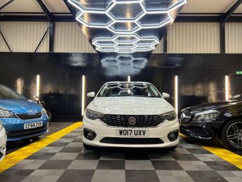 Fiat Tipo 1.4 MPI Lounge Euro 6 5dr