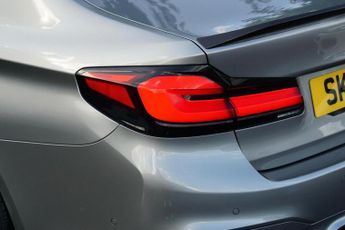 BMW M5 4.4 V8 Steptronic xDrive Euro 6 (s/s) 4dr