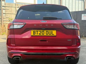 Ford Kuga 2.5 EcoBoost Duratec 14.4kWh ST-Line First Edition CVT Euro 6 (s