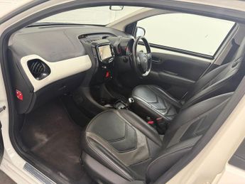 Toyota AYGO 1.0 VVT-i x-clusiv3 x-shift Euro 6 5dr