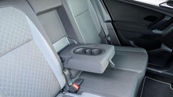 Volkswagen Tiguan 2.0 TDI Match DSG Euro 6 (s/s) 5dr