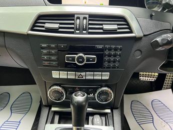 Mercedes-Benz C Class 2.1 C220 CDI BlueEfficiency AMG Sport G-Tronic+ Euro 5 (s/s) 2dr