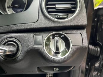 Mercedes-Benz C Class 2.1 C220 CDI BlueEfficiency AMG Sport G-Tronic+ Euro 5 (s/s) 2dr