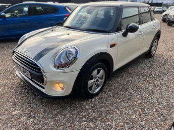 MINI Hatch 1.5 Cooper Auto Euro 6 (s/s) 5dr