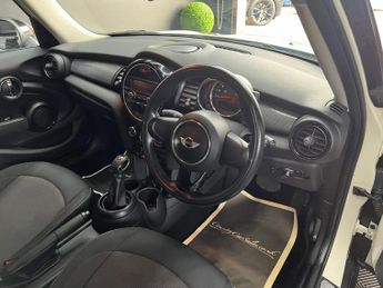 MINI Hatch 1.5 Cooper Auto Euro 6 (s/s) 5dr
