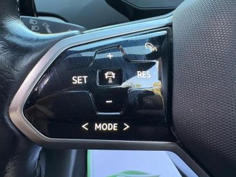 Volkswagen ID.4 Pro Performance 77kWh Life Auto 5dr