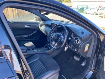 Mercedes-Benz A Class 1.6 A180 Sport Hatchback 5dr Petrol 7G-DCT Euro 6 (s/s) (122 ps)