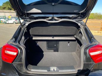 Mercedes-Benz A Class 1.6 A180 Sport Hatchback 5dr Petrol 7G-DCT Euro 6 (s/s) (122 ps)