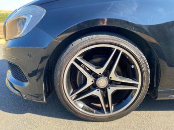 Mercedes-Benz A Class 1.6 A180 Sport Hatchback 5dr Petrol 7G-DCT Euro 6 (s/s) (122 ps)