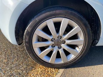 Audi A1 1.4 TFSI Sport Hatchback 3dr Petrol S Tronic Euro 5 (s/s) (122 p