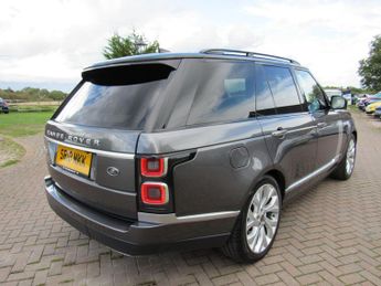 Land Rover Range Rover 2.0 P400e 12.4kWh Vogue SE Auto 4WD Euro 6 (s/s) 5dr