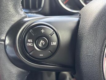 MINI Countryman 1.5 Cooper Steptronic Euro 6 (s/s) 5dr