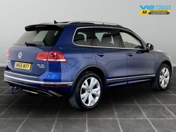 Volkswagen Touareg 3.0 TDI V6 BlueMotion Tech R-Line Tiptronic 4WD Euro 6 (s/s) 5dr