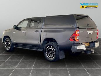 Toyota Hilux 2.4 D-4D Invincible Auto 4WD Euro 6 (s/s) 4dr
