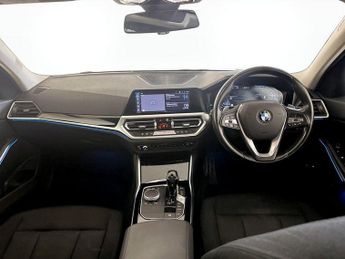 BMW 3 Series 2.0 330e 12kWh SE Pro Touring Auto xDrive Euro 6 (s/s) 5dr