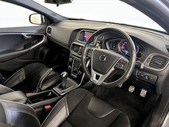 Volvo V40 2.0 T2 GPF R-Design Nav Plus Euro 6 (s/s) 5dr