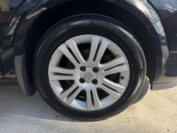 Vauxhall Astra 1.6i 16v Active 5dr