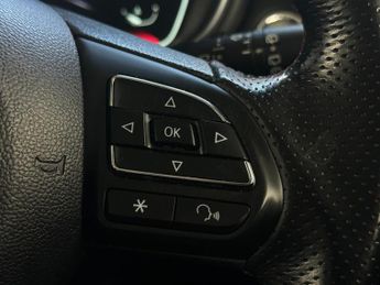 MG MG HS 1.5 T-GDI Exclusive Euro 6 (s/s) 5dr
