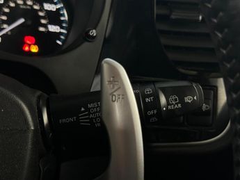 Mitsubishi Outlander 2.4h TwinMotor 13.8kWh Dynamic CVT 4WD Euro 6 (s/s) 5dr